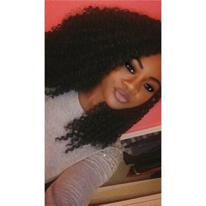 Meet your Posher, Vanessa